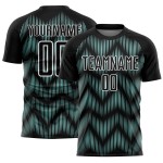 Benutzerdefiniertes Sublimations-Fußballtrikot mit schwarzer Eisblau-Weiß-Linie Benutzerdefiniertes Sublimations-Fußballtrikot mit schwarzer Eisblau-Weiß-Linie