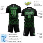 Benutzerdefiniertes Sublimations-Fußballtrikot mit schwarzer Grasgrün-weißer Linie Benutzerdefiniertes Sublimations-Fußballtrikot mit schwarzer Grasgrün-weißer Linie