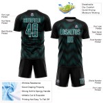 Benutzerdefiniertes Sublimations-Fußballtrikot mit schwarzer, blaugrüner und weißer Linie Benutzerdefiniertes Sublimations-Fußballtrikot mit schwarzer, blaugrüner und weißer Linie