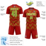 Benutzerdefiniertes Sublimations-Fußballtrikot mit roter, neongrüner und weißer Linie Benutzerdefiniertes Sublimations-Fußballtrikot mit roter, neongrüner und weißer Linie