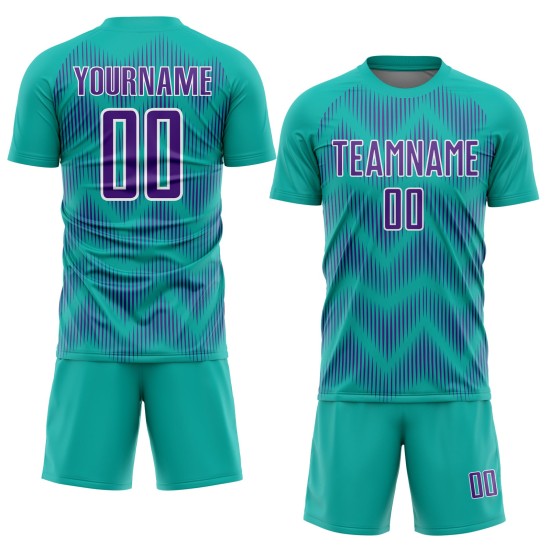 Benutzerdefiniertes Aqua-Lila-Weiß-Linien-Sublimations-Fußballtrikot Benutzerdefiniertes Aqua-Lila-Weiß-Linien-Sublimations-Fußballtrikot