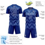 Benutzerdefiniertes Fußballtrikot mit Sublimationsdruck in Königsblau und Weiß Benutzerdefiniertes Fußballtrikot mit Sublimationsdruck in Königsblau und Weiß